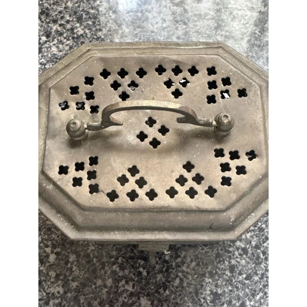 Vintage Brass Cricket Box Trinket Box‎ Incense Potpourri Metal Lock Box